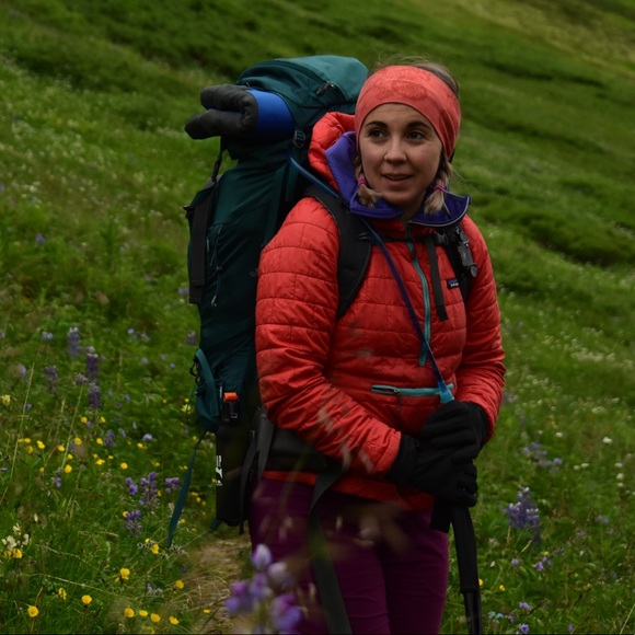 Meet your Posher, Tara - Picture 1 of 2